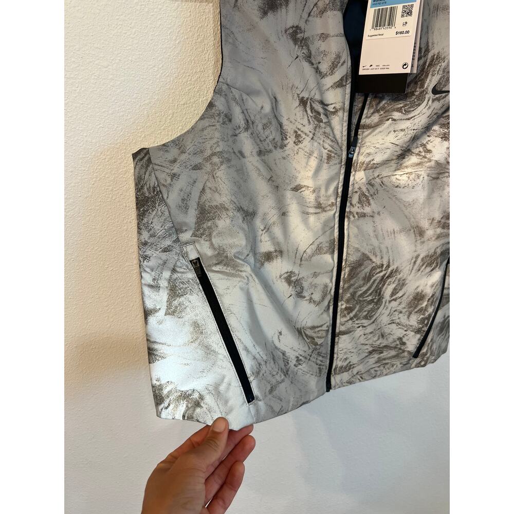 Nike Swift Therma-Fit ADV Reflective Running Vest Women's Medium - Picture 8 of 9